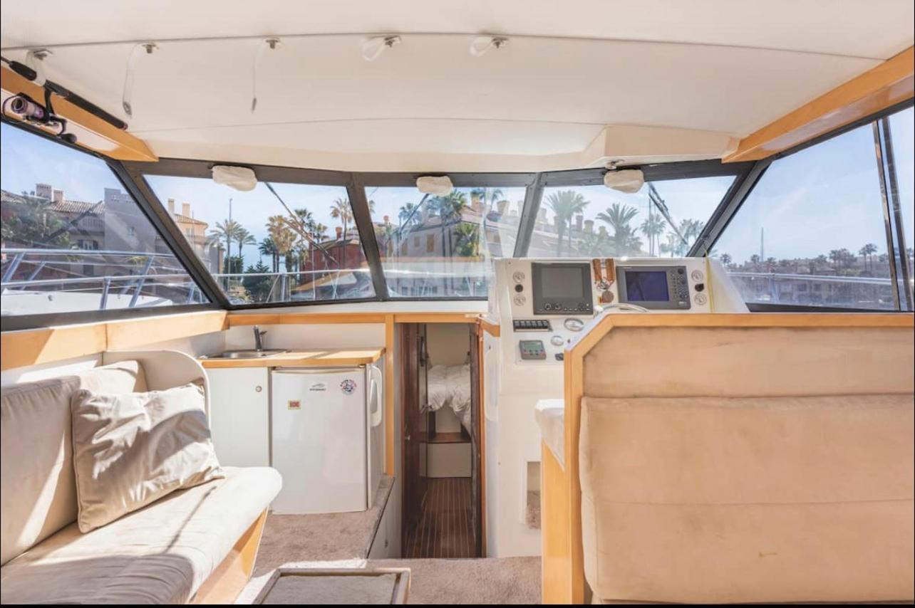 Barco Americano Sotogrande Torreguadiaro Exterior foto